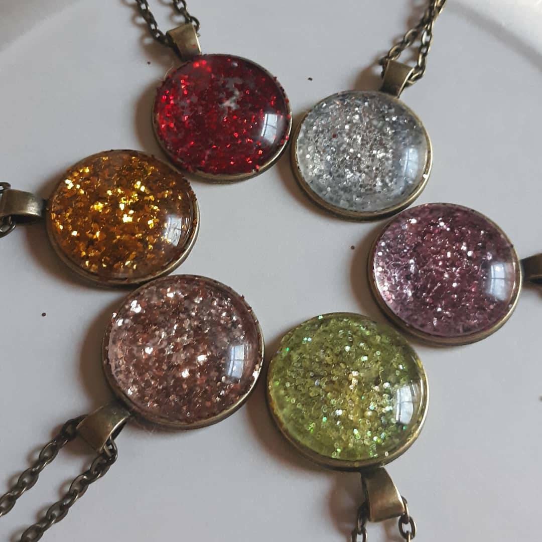 Bronze Multicolored Pendant Necklaces